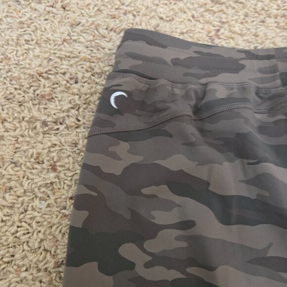 ZYIA ACTIVE Camo Women's Elastic Waist Jogger Pants With Pockets Size XS, NWT - Picture 5 of 6